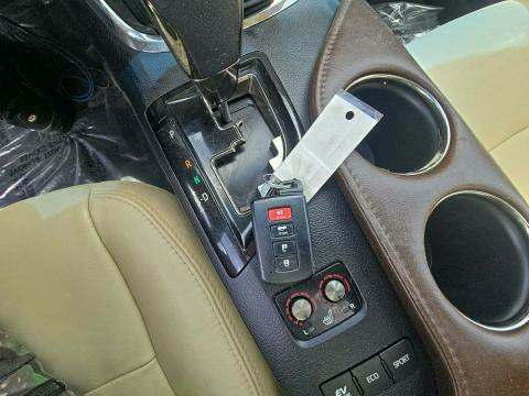 2013 Toyota Avalon Hybrid XLE Touring FWD