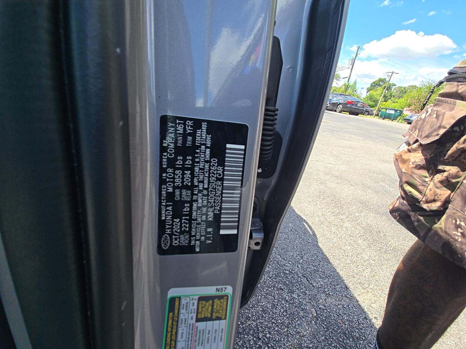 HYUNDAI SEL CONVENIENCE - 5