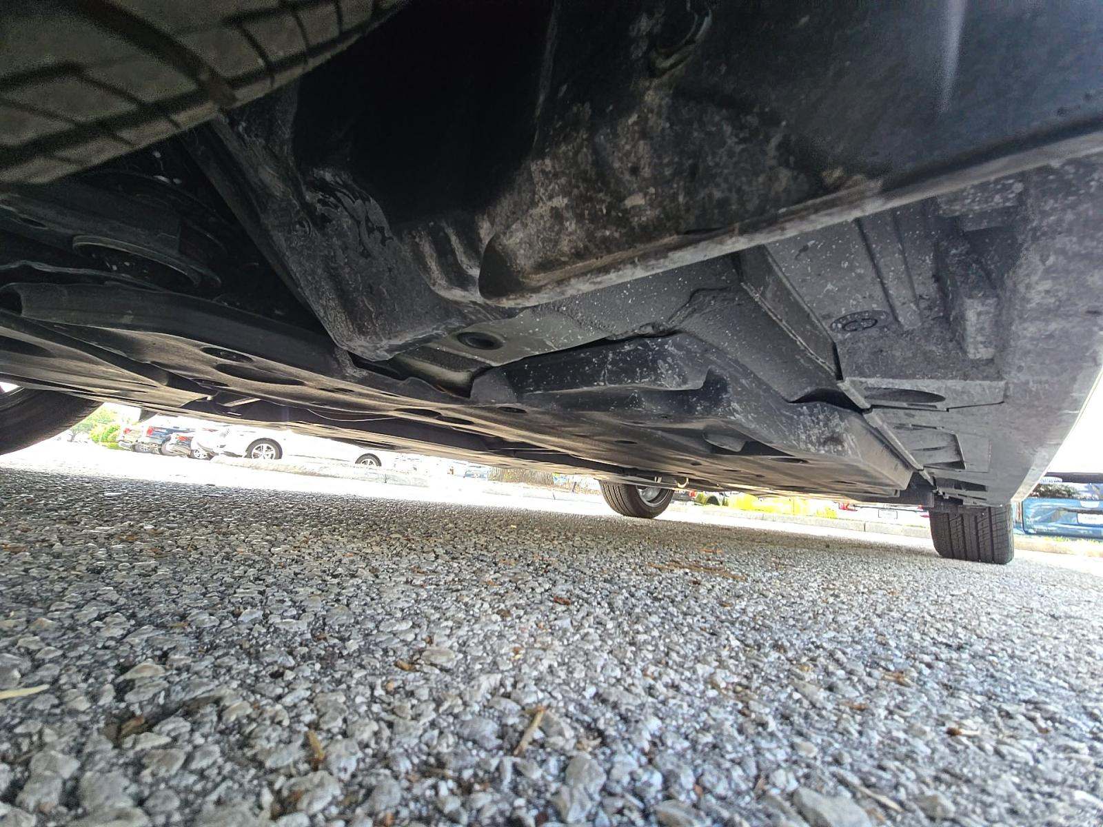 TOYOTA CAMRY - 7