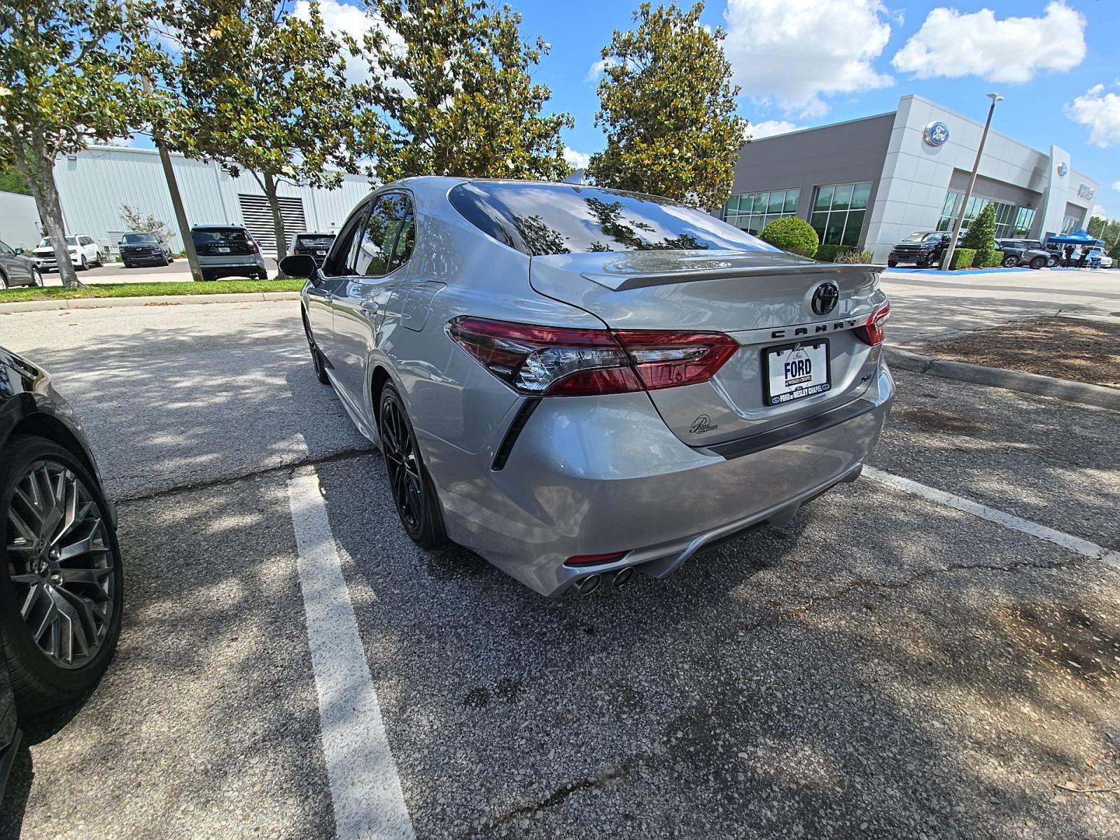 TOYOTA CAMRY - 2