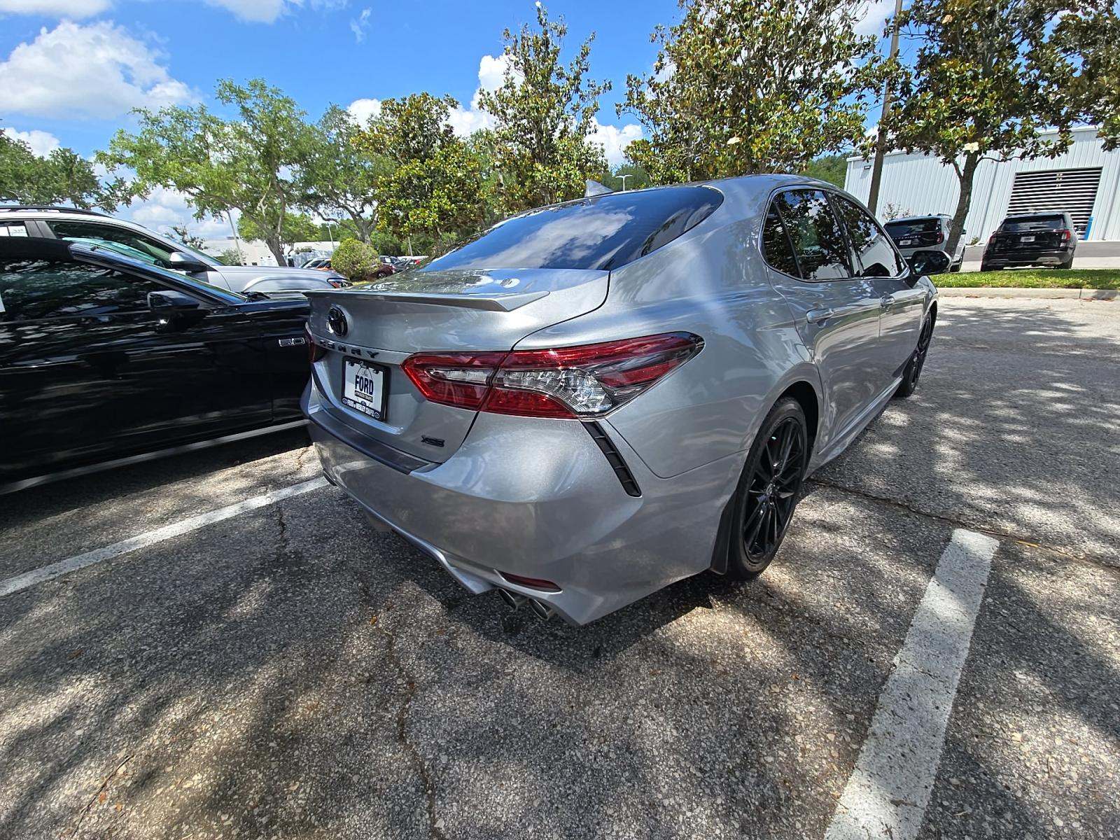 TOYOTA CAMRY - 3