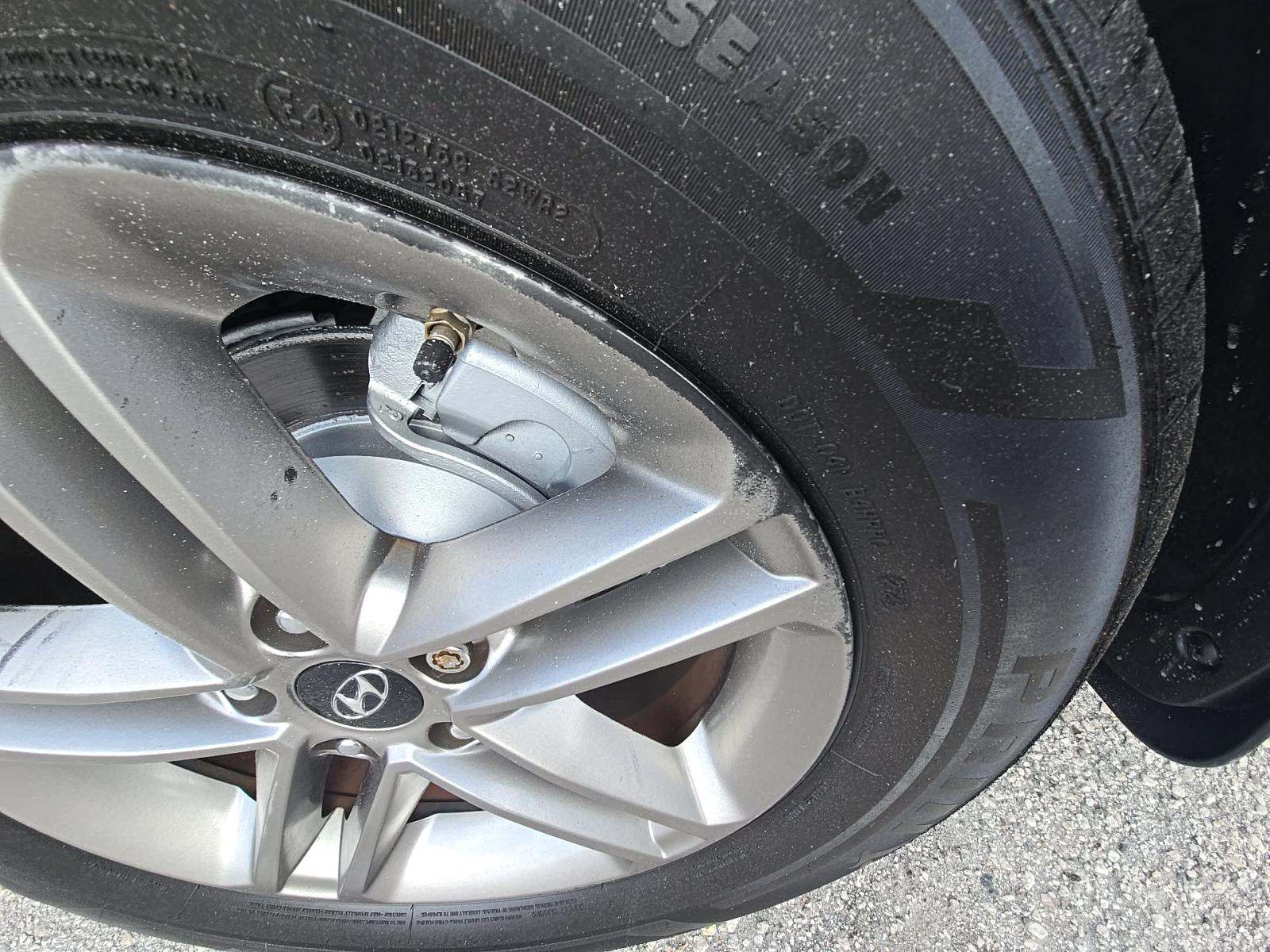 2018 Hyundai Santa Fe Sport Base FWD