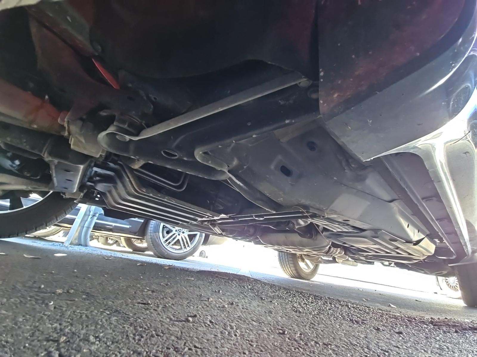 JEEP LAREDO ALTITUDE EDITION - 7