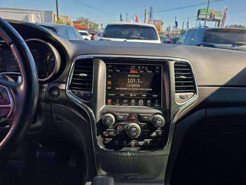 JEEP LAREDO ALTITUDE EDITION - 10