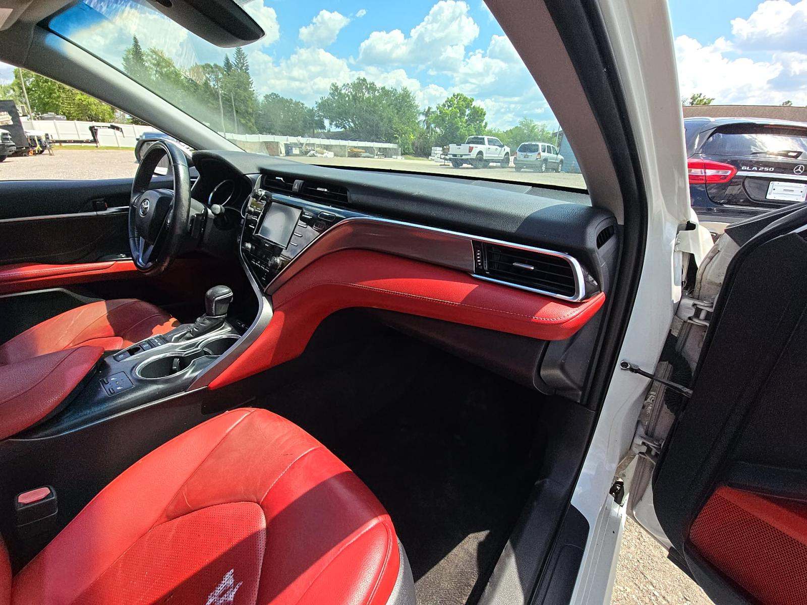 2018 Toyota Camry XSE FWD