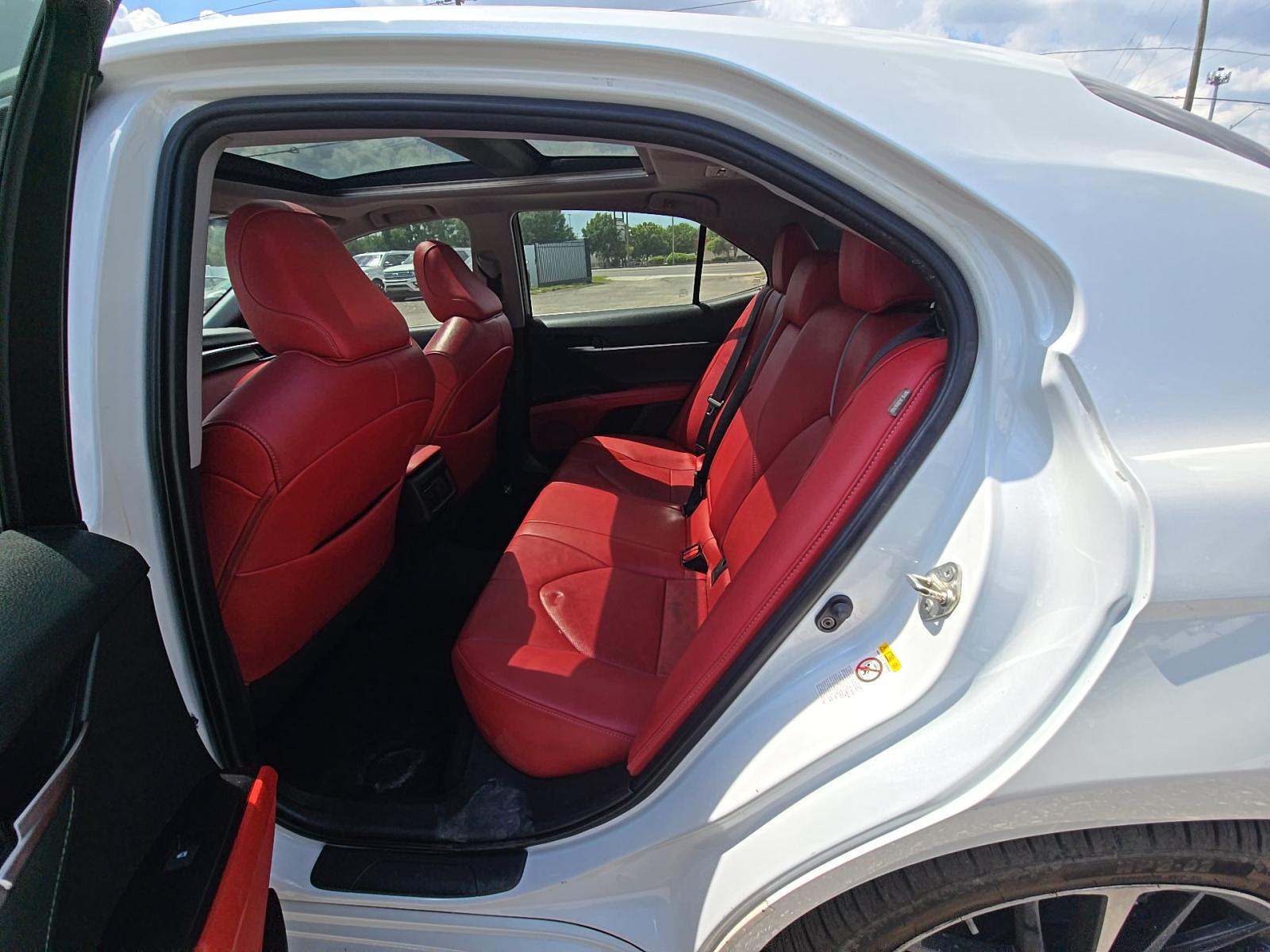 2018 Toyota Camry XSE FWD