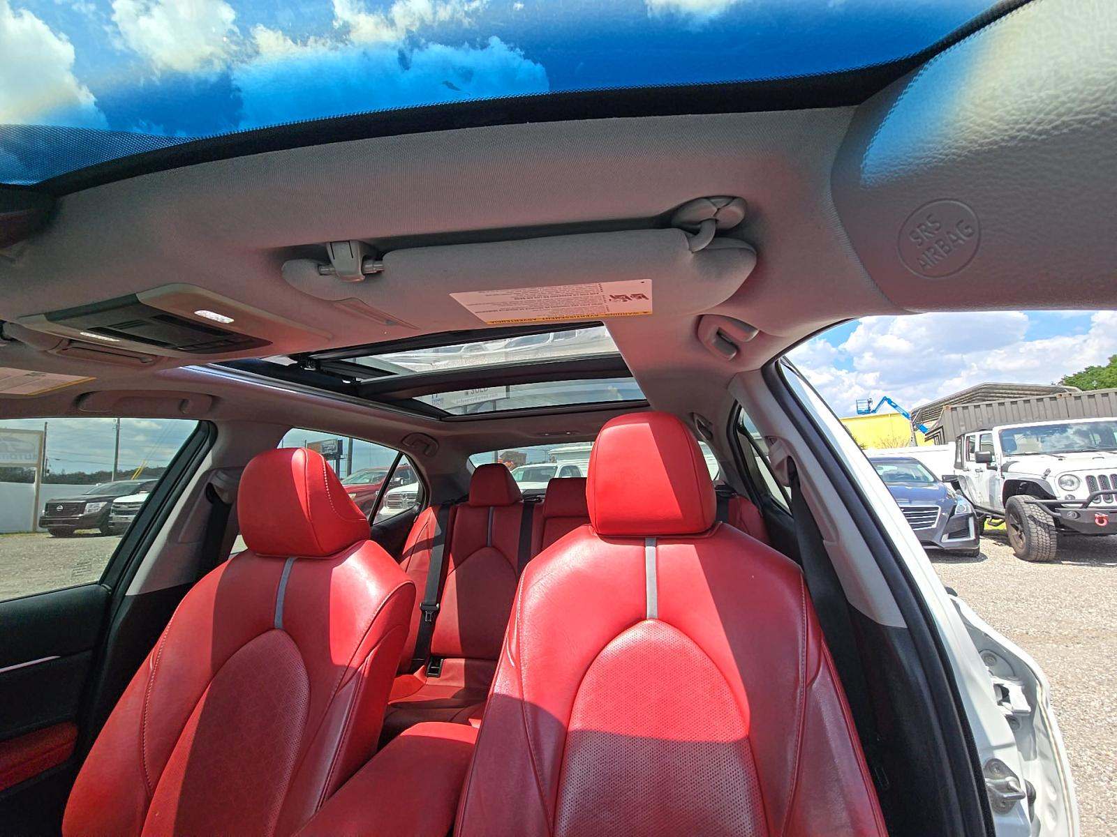 2018 Toyota Camry XSE FWD