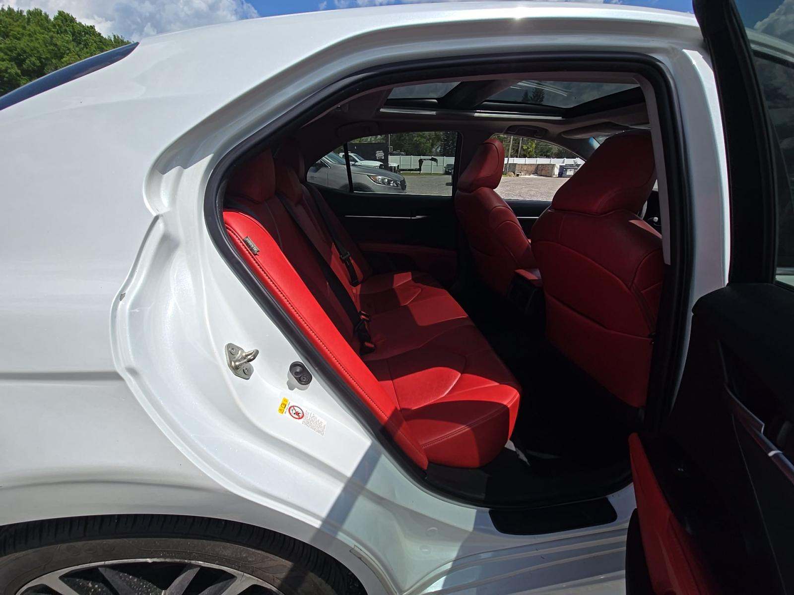 2018 Toyota Camry XSE FWD