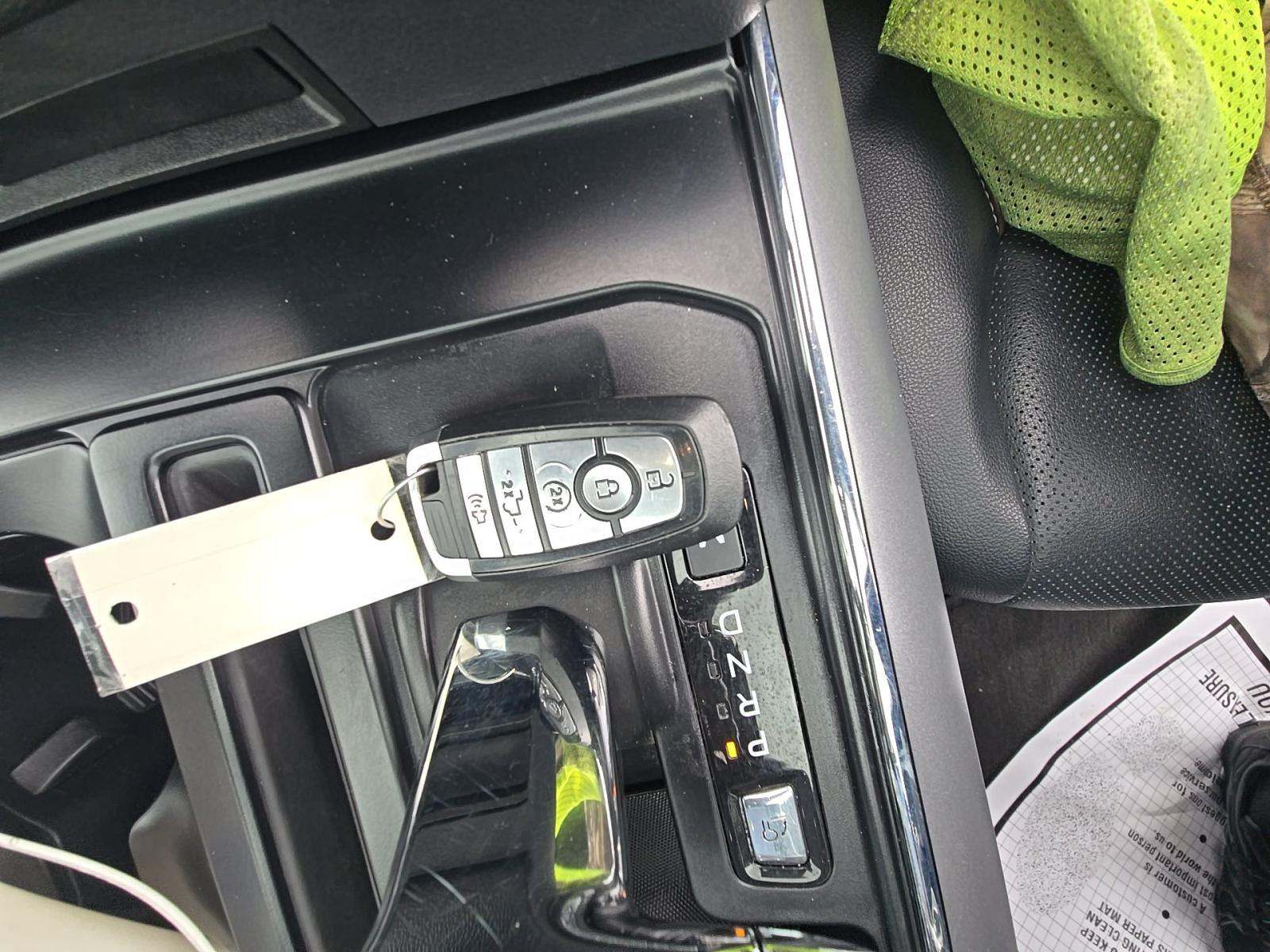 2023 Ford F-150 Hybrid Lariat AWD