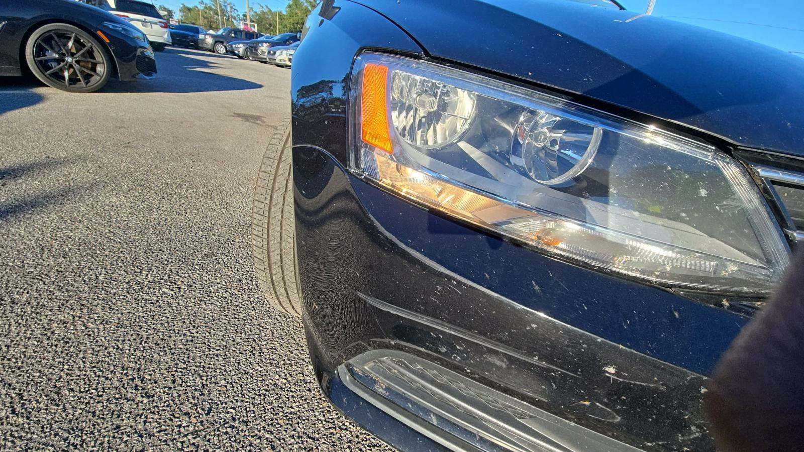 2015 Volkswagen Jetta 1.8T SE FWD