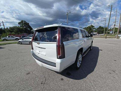 2019 Cadillac Escalade ESV Luxury RWD