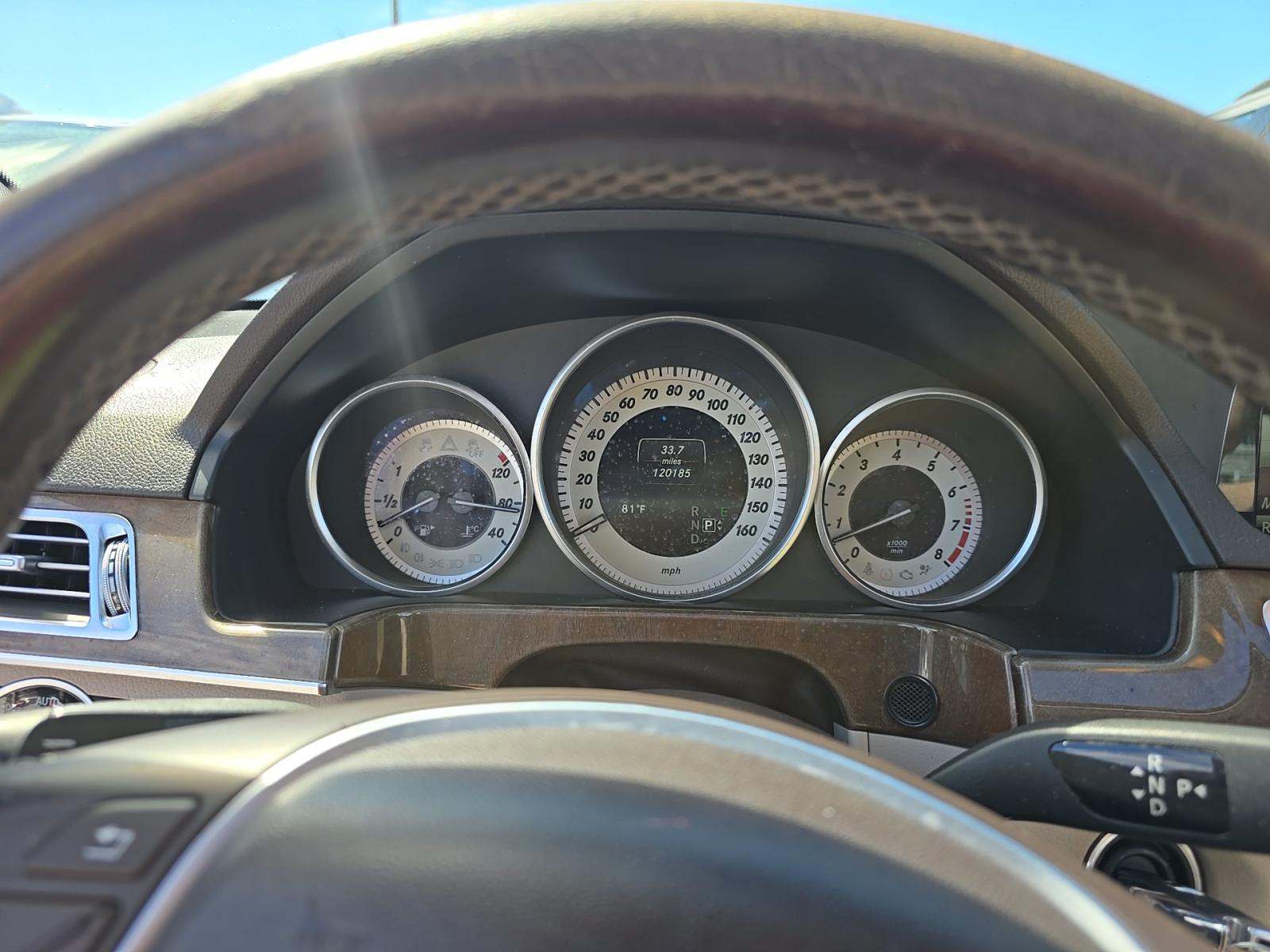 MERCEDES-BENZ E-CLASS - 9