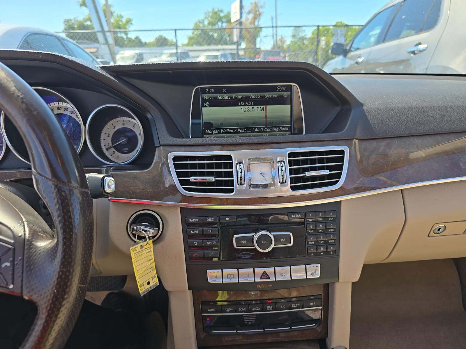 MERCEDES-BENZ E-CLASS - 10