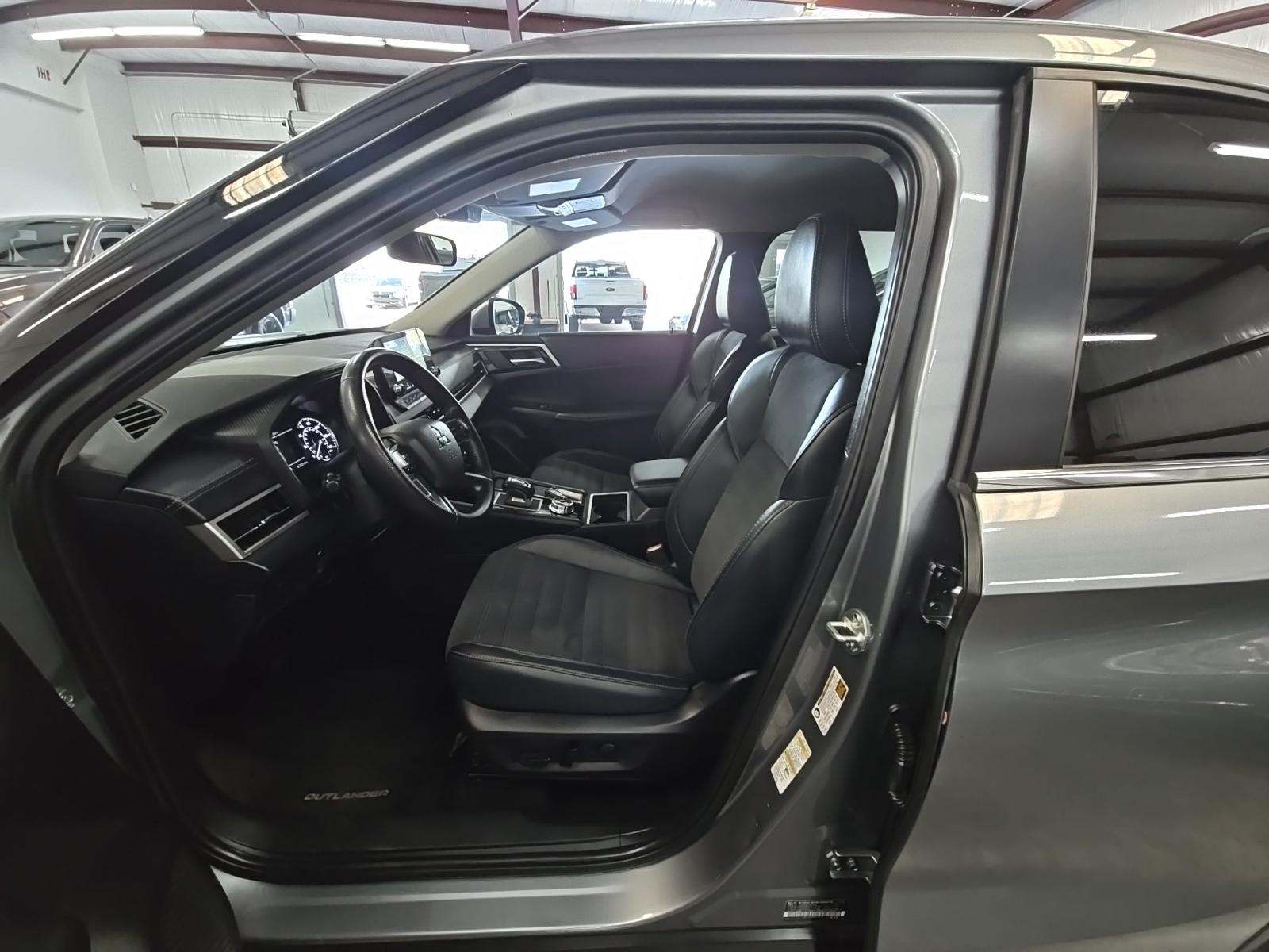 2024 Mitsubishi Outlander SE FWD