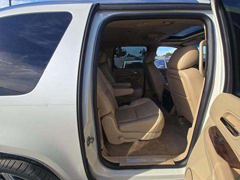 2014 Cadillac Escalade ESV Luxury RWD