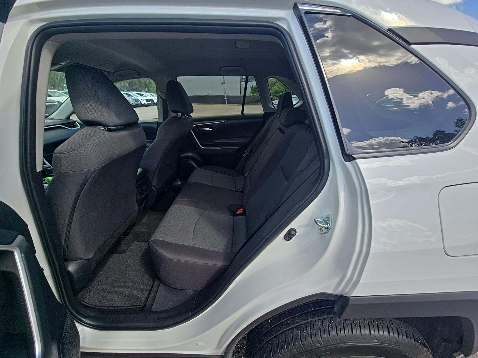 2024 Toyota RAV4 XLE FWD