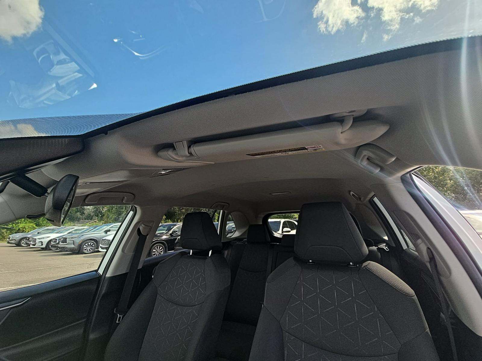 2024 Toyota RAV4 XLE FWD