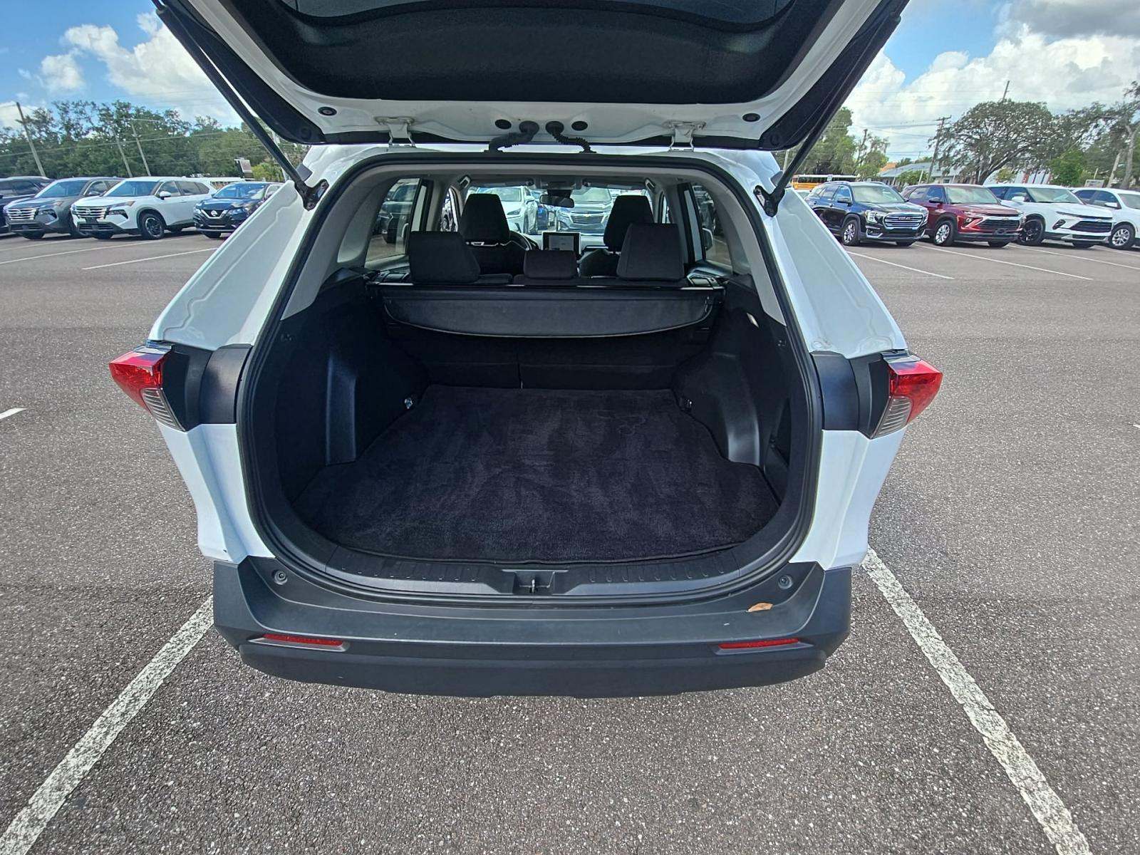 2024 Toyota RAV4 XLE FWD