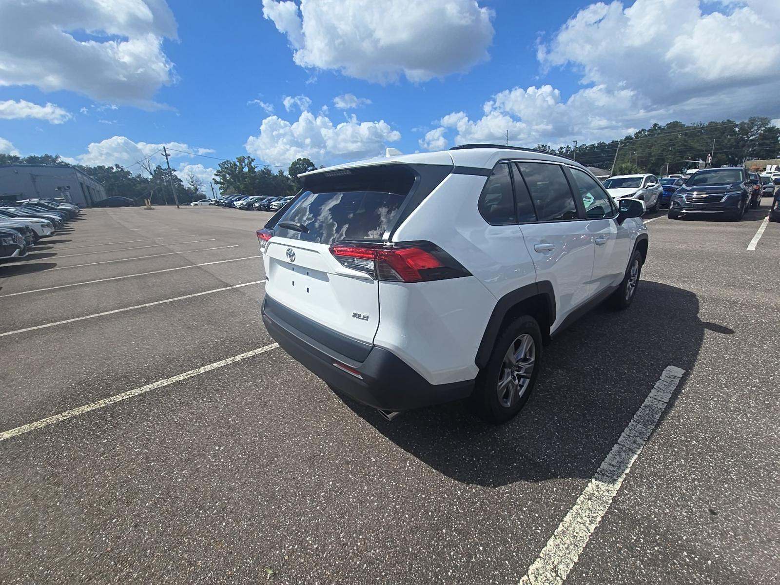 2024 Toyota RAV4 XLE FWD