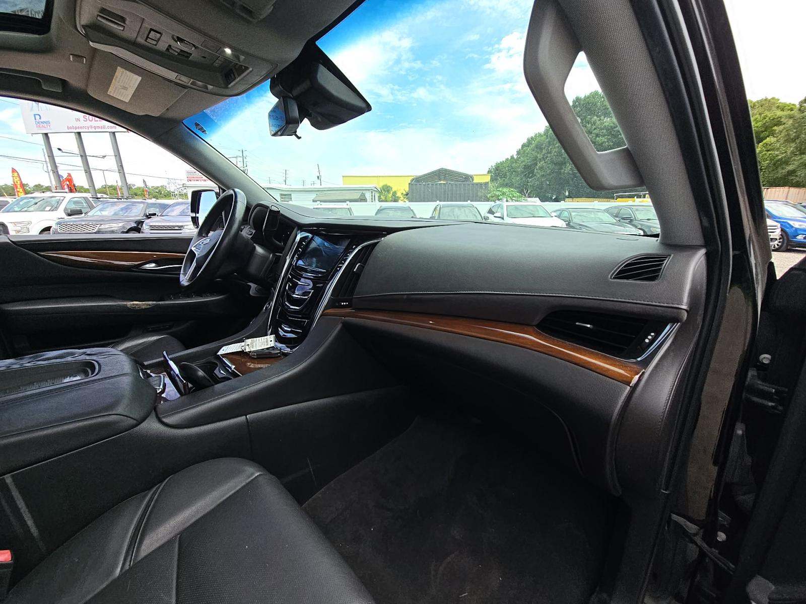 2017 Cadillac Escalade Premium Luxury AWD