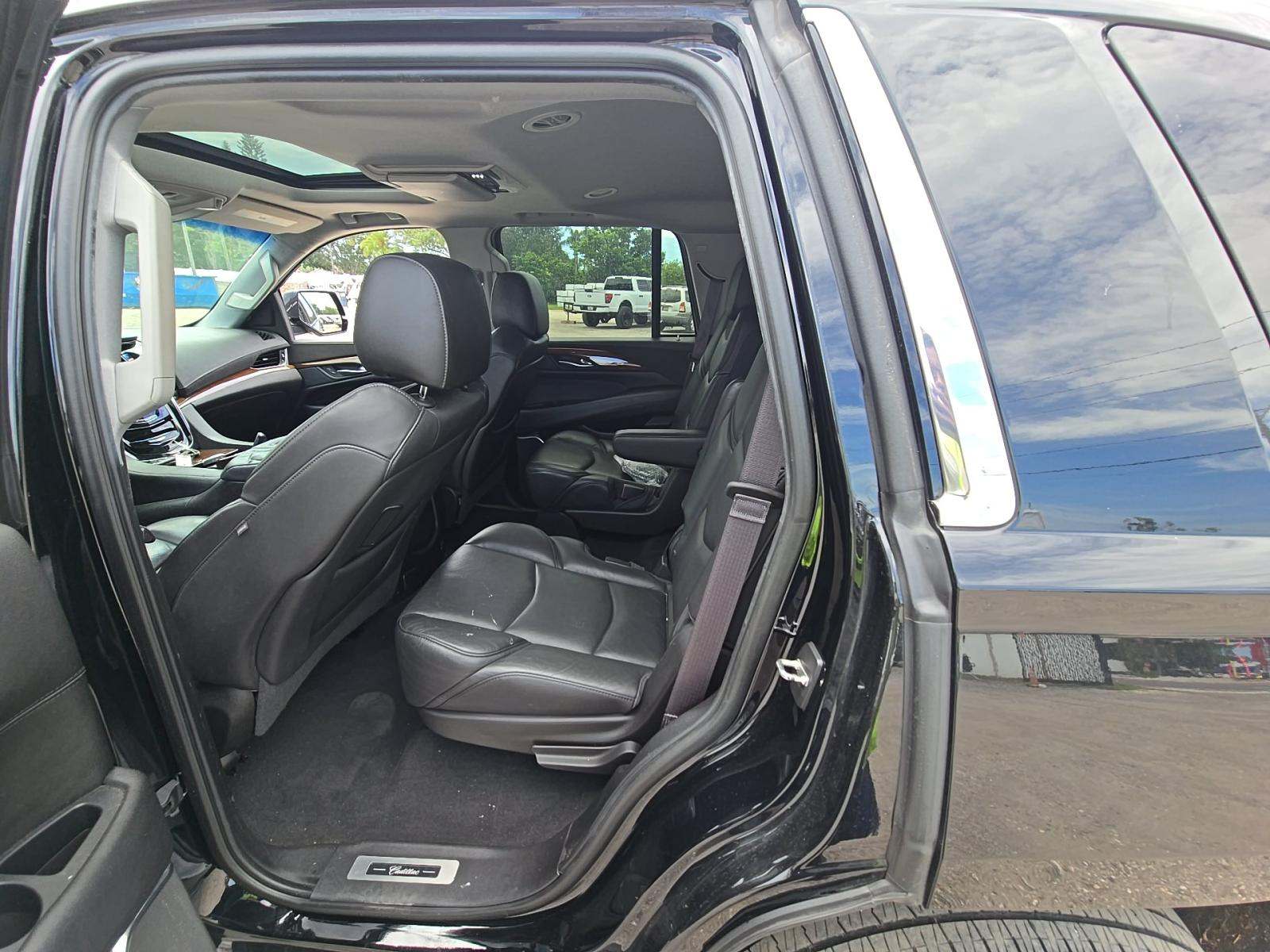 2017 Cadillac Escalade Premium Luxury AWD