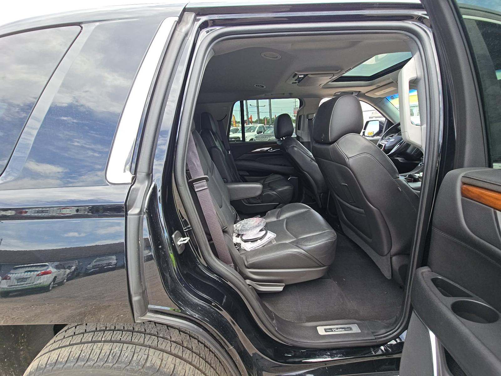 2017 Cadillac Escalade Premium Luxury AWD