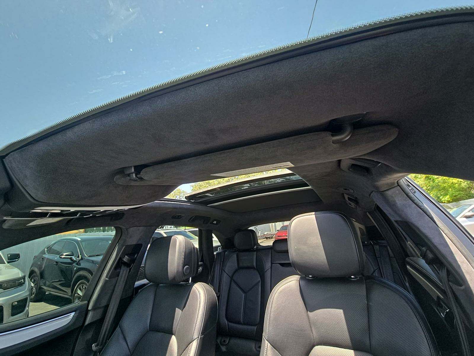 2017 Porsche Macan Turbo AWD