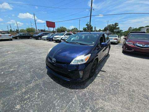 2013 Toyota Prius Two FWD