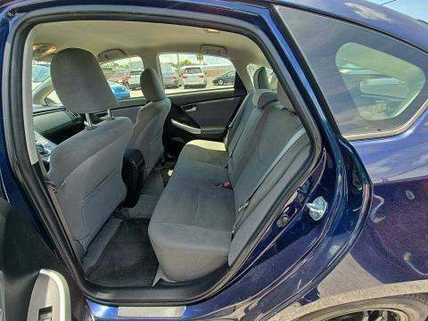 2013 Toyota Prius Two FWD