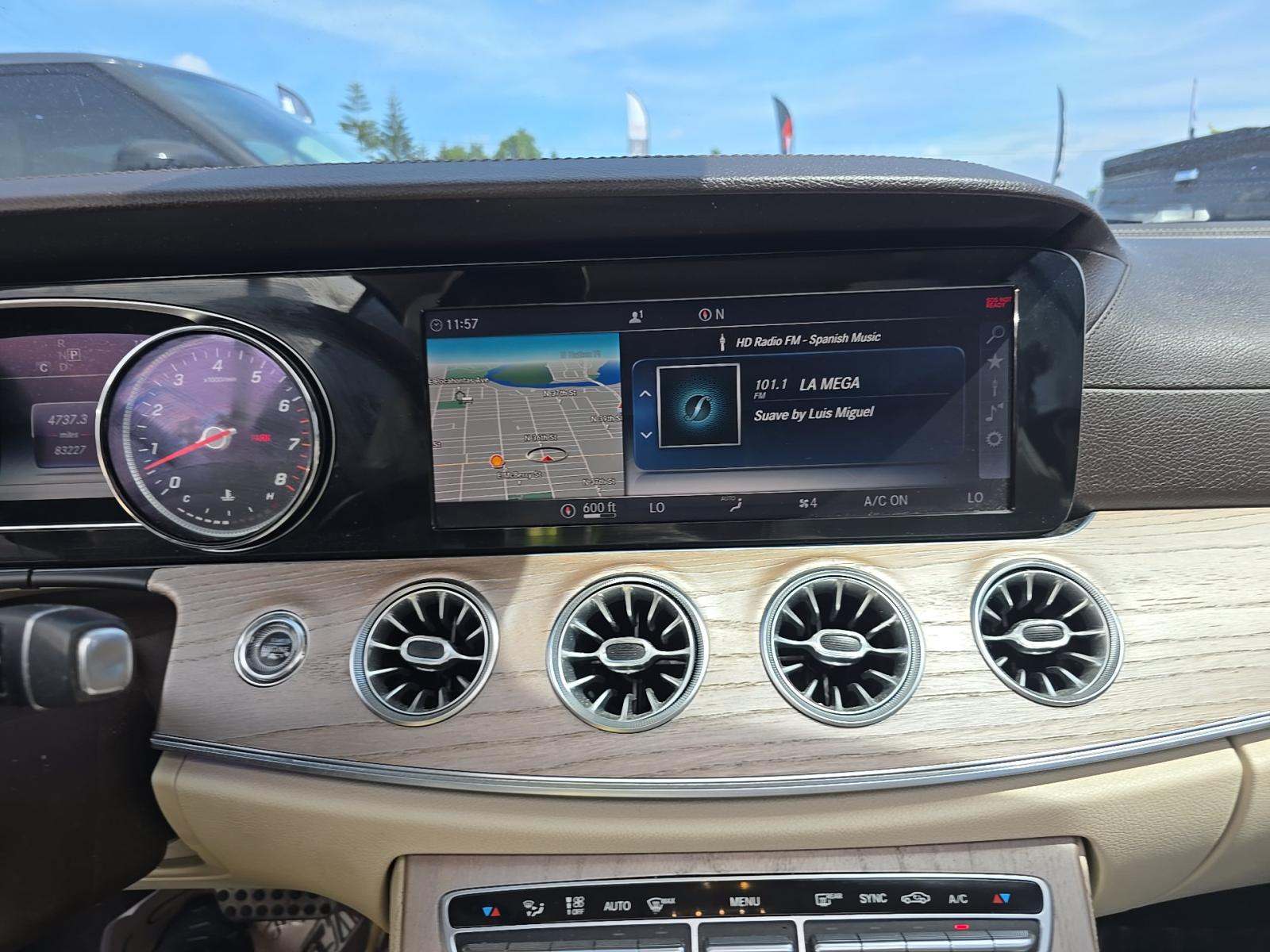 MERCEDES-BENZ E-CLASS - 10