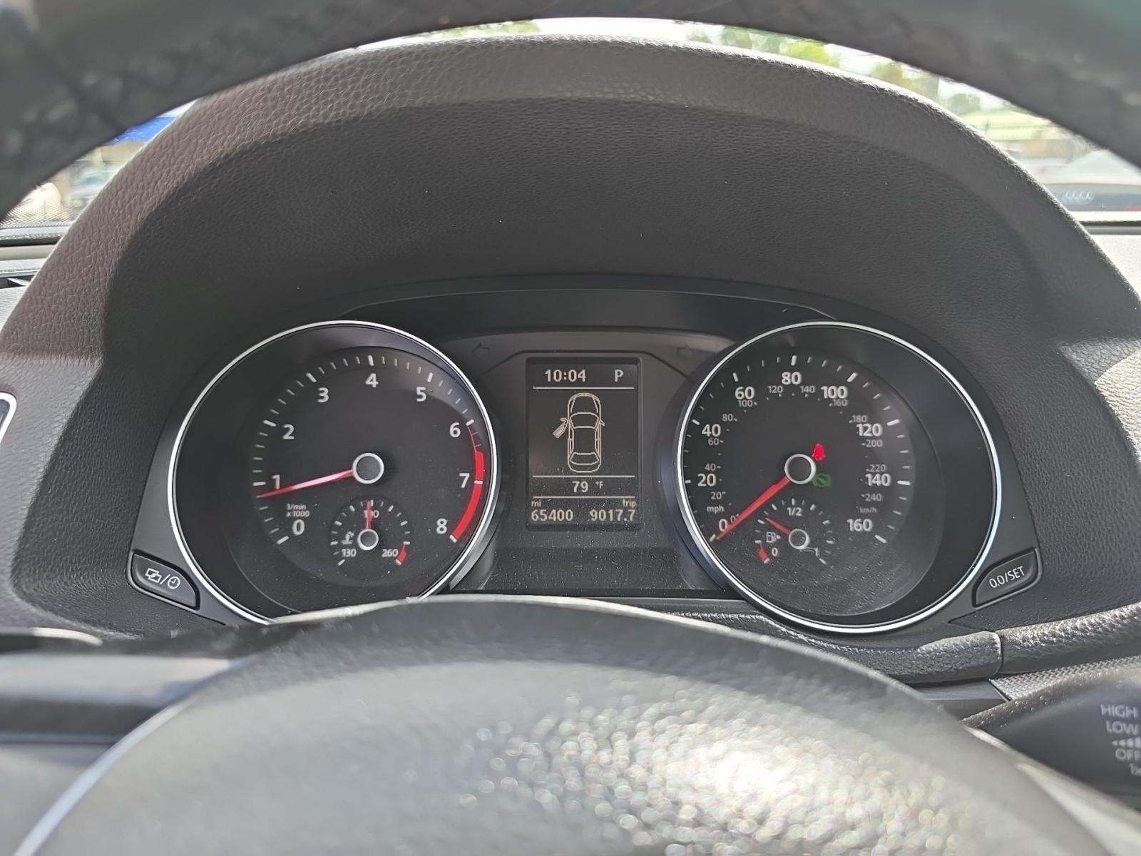 2017 Volkswagen Passat 1.8T R-Line FWD