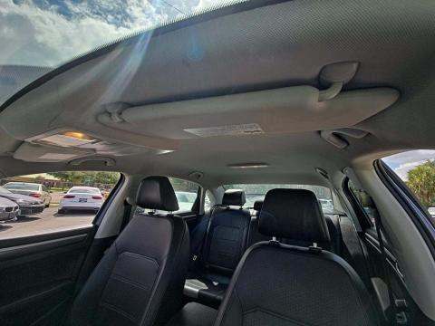 2017 Volkswagen Passat 1.8T R-Line FWD