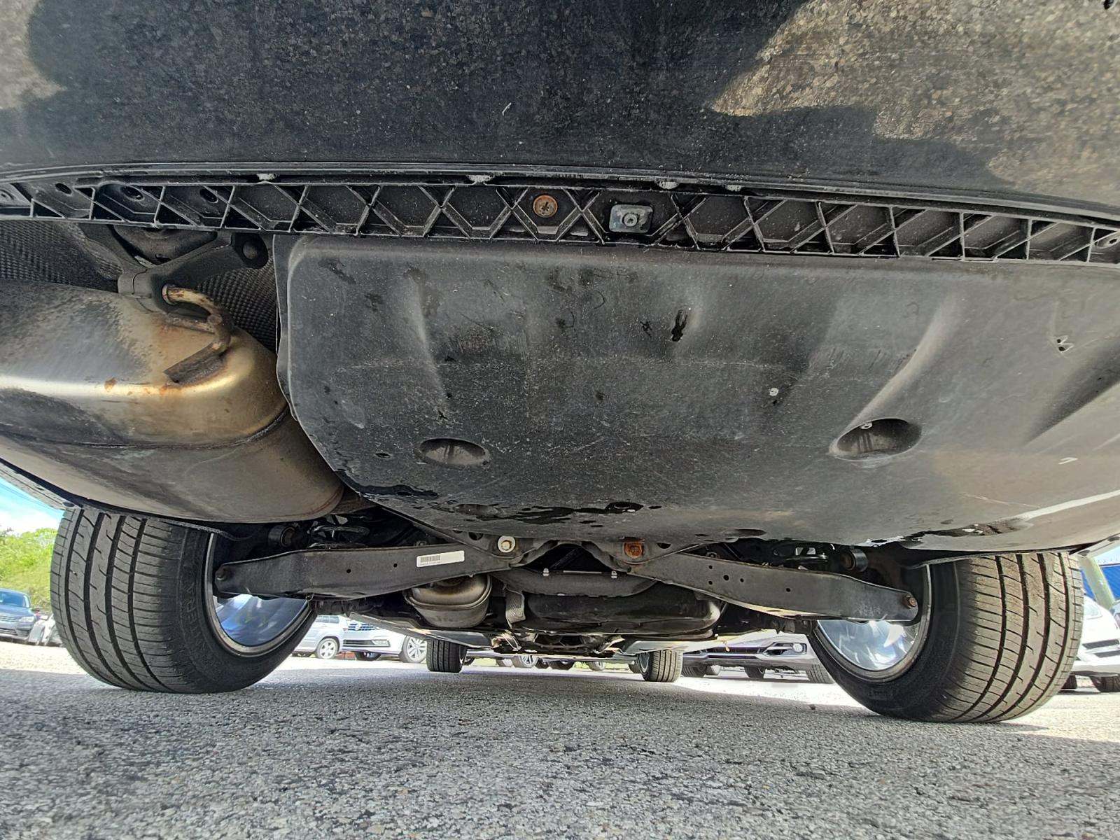 2017 Volkswagen Passat 1.8T R-Line FWD