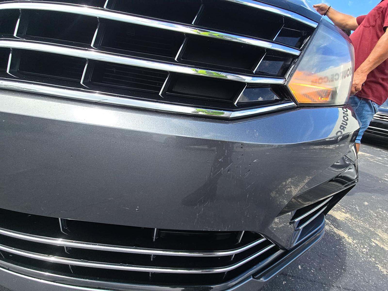 2017 Volkswagen Passat 1.8T R-Line FWD