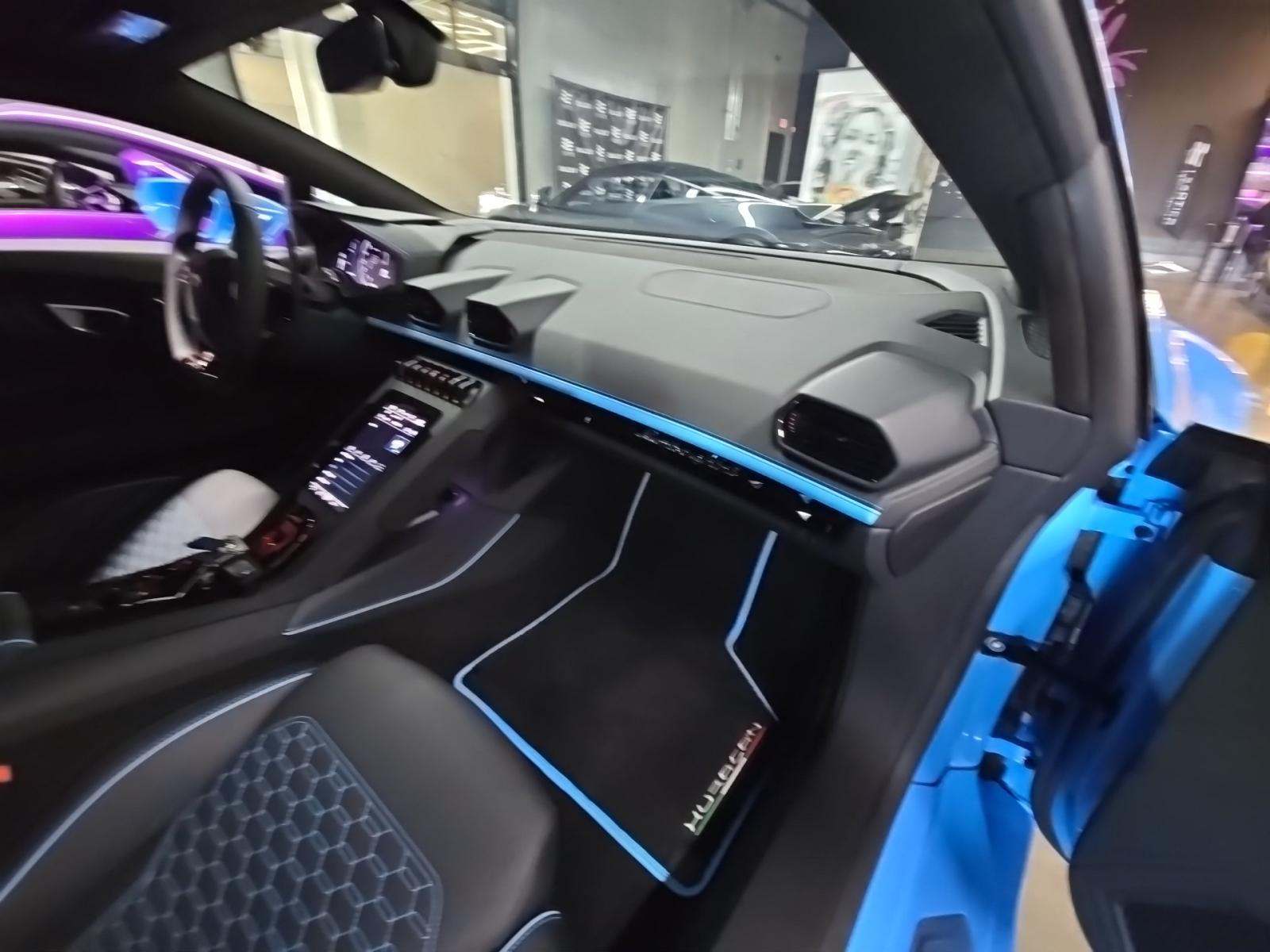 2023 Lamborghini Huracan EVO RWD