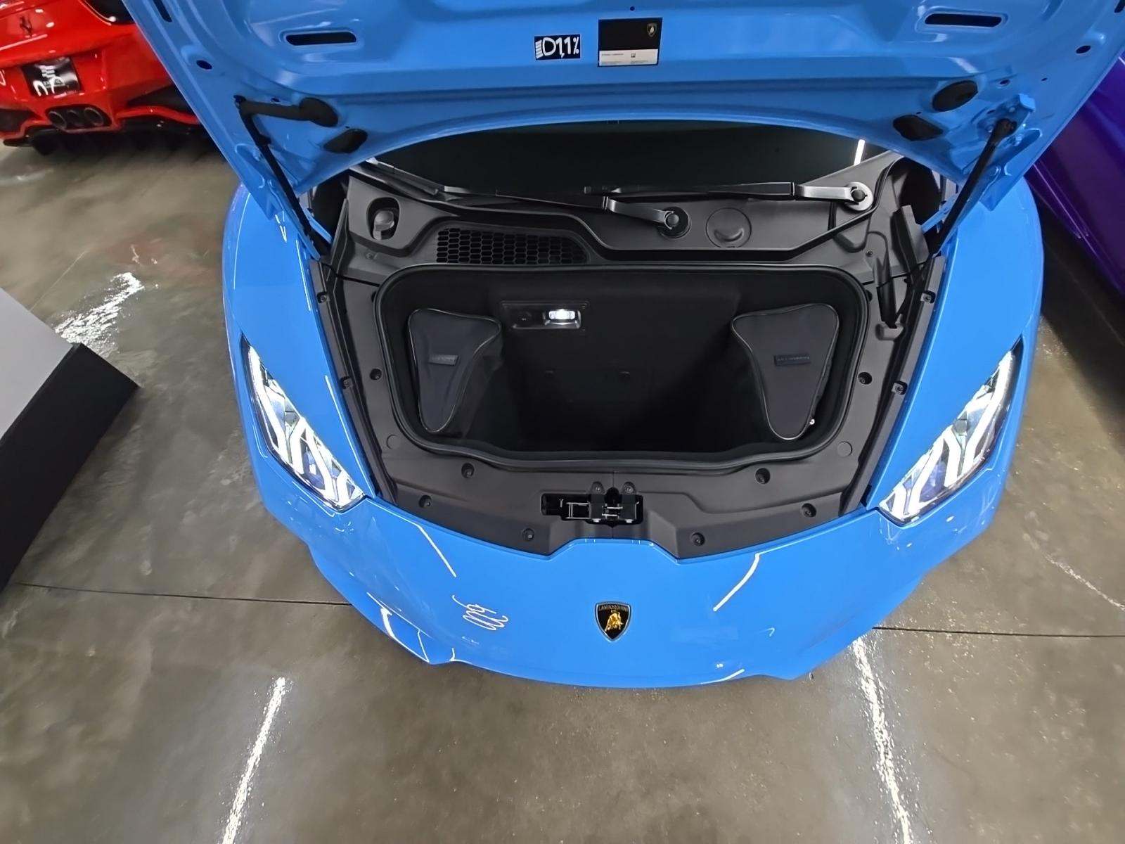 2023 Lamborghini Huracan EVO RWD