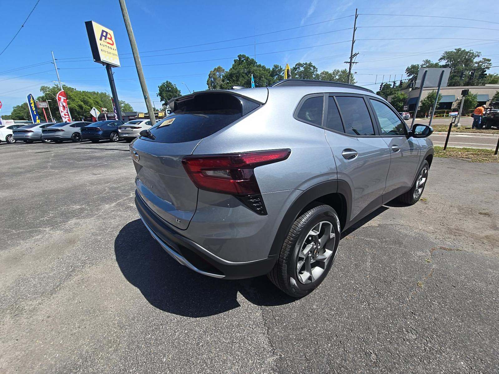CHEVROLET TRAX - 3