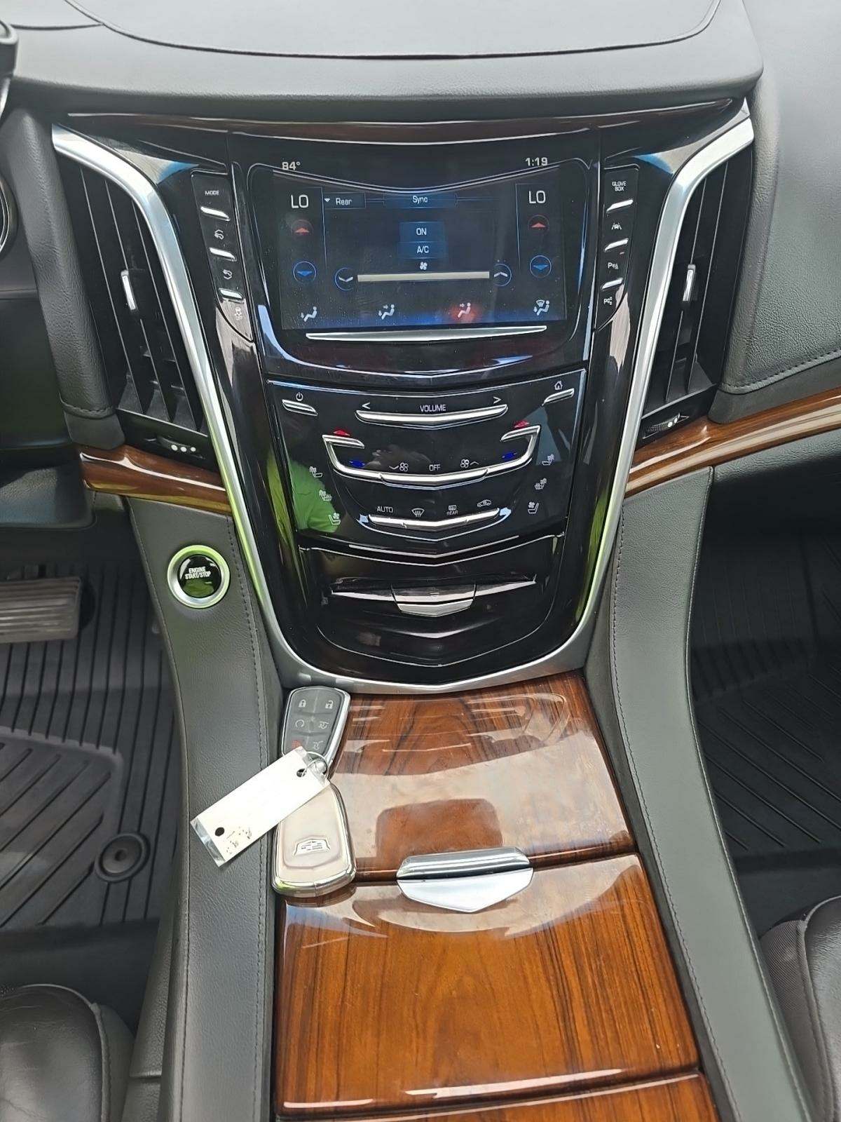 2020 Cadillac Escalade ESV Luxury AWD