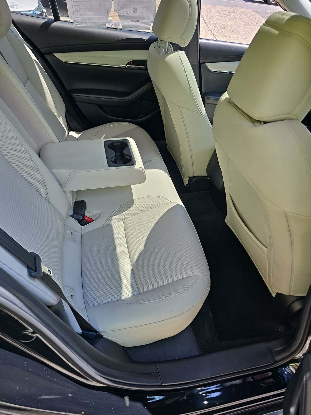 2019 MAZDA MAZDA3 Base FWD