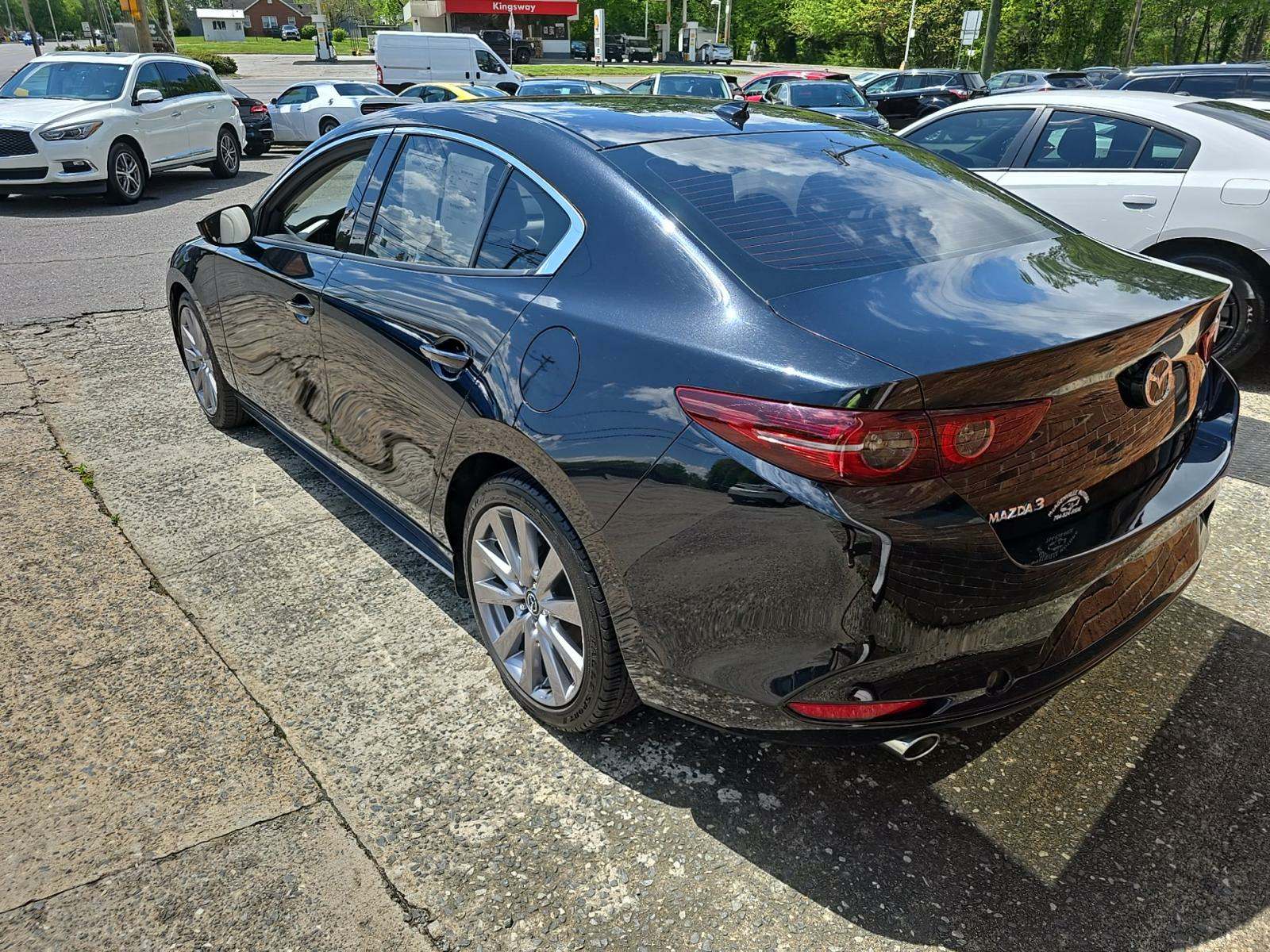 2019 MAZDA MAZDA3 Base FWD