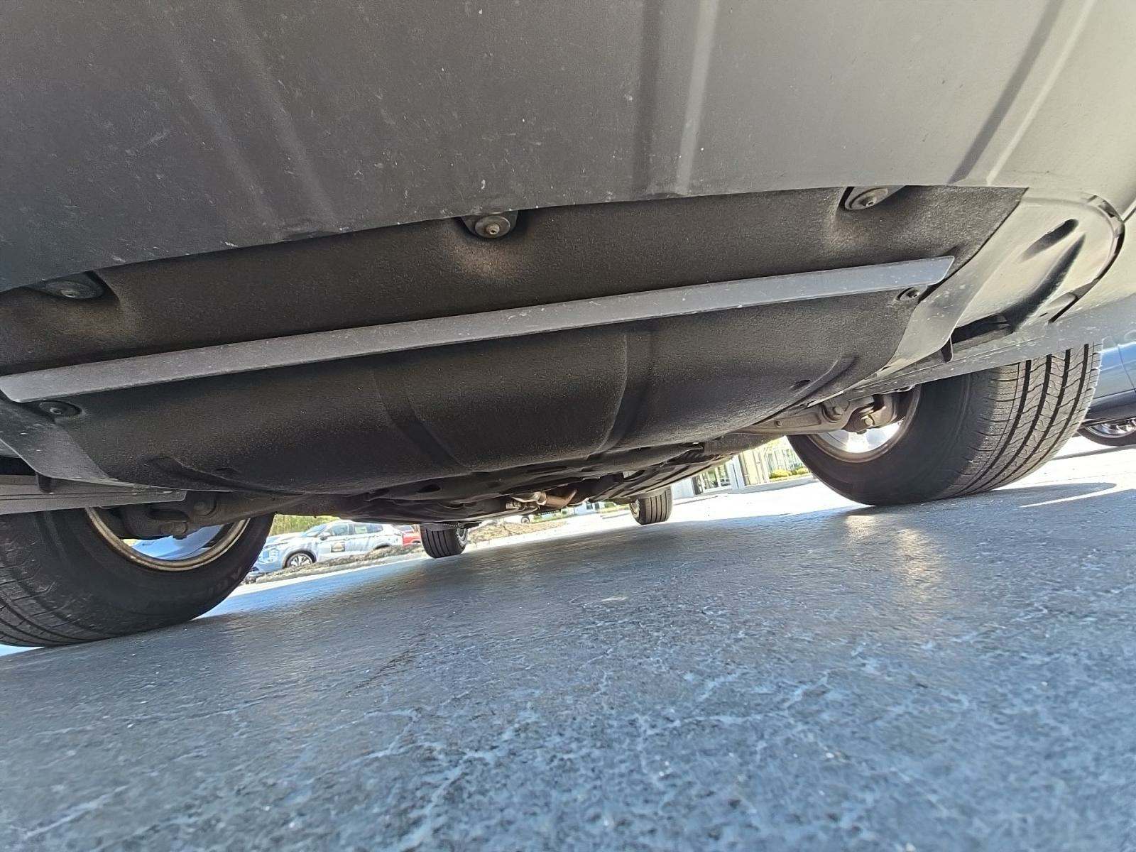 2017 Porsche Macan Base AWD