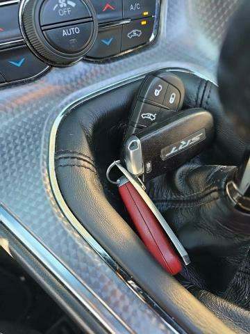 2017 Dodge Challenger SRT Hellcat RWD