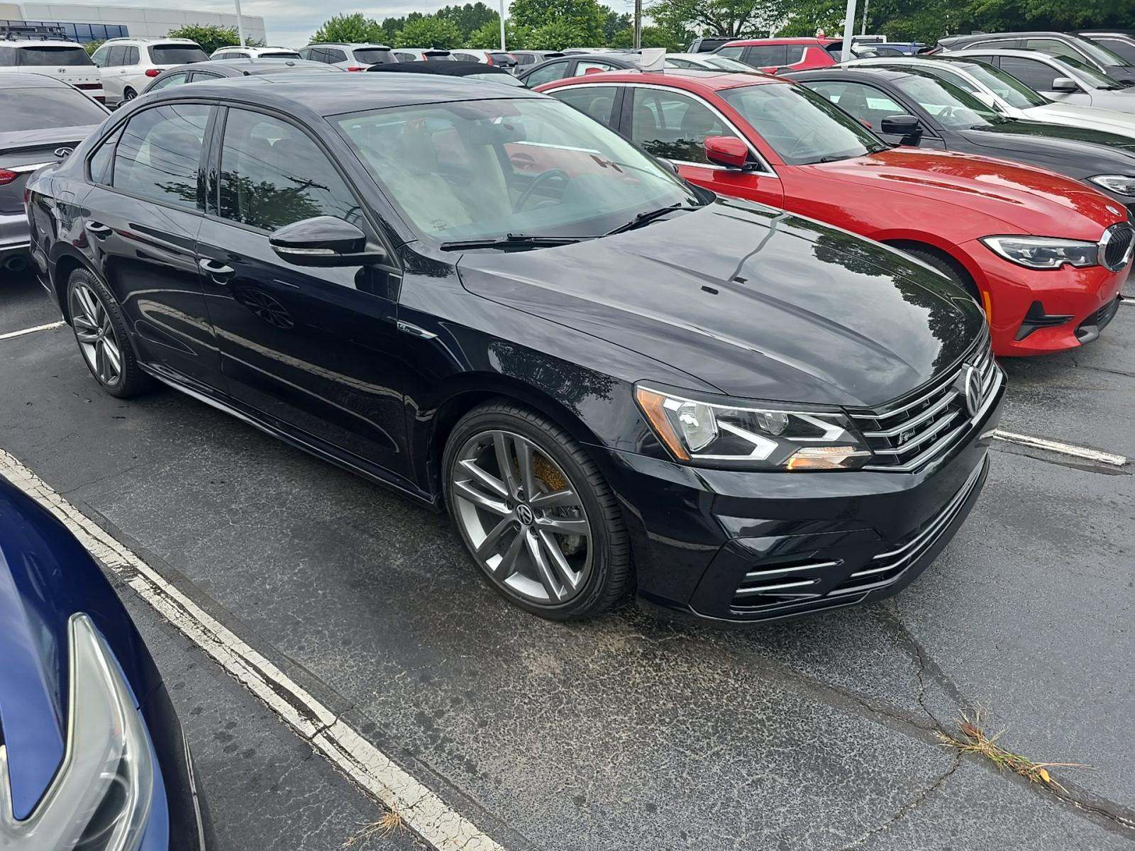 2018 Volkswagen Passat 2.0T R-Line FWD