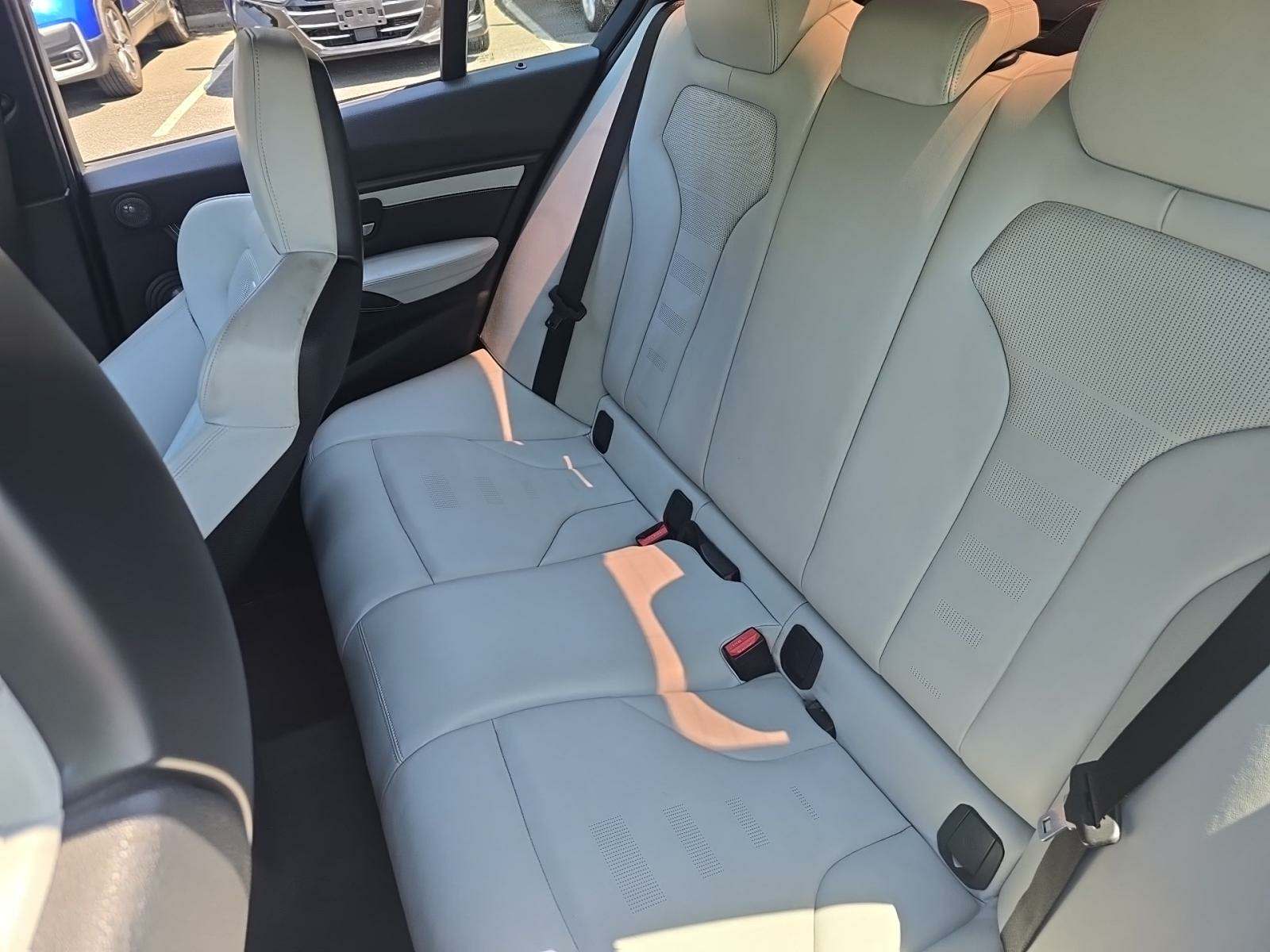 2017 BMW M3 Base RWD