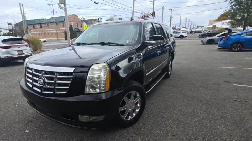 Cadillac Escalade ESV снимка Cadillac Escalade ESV