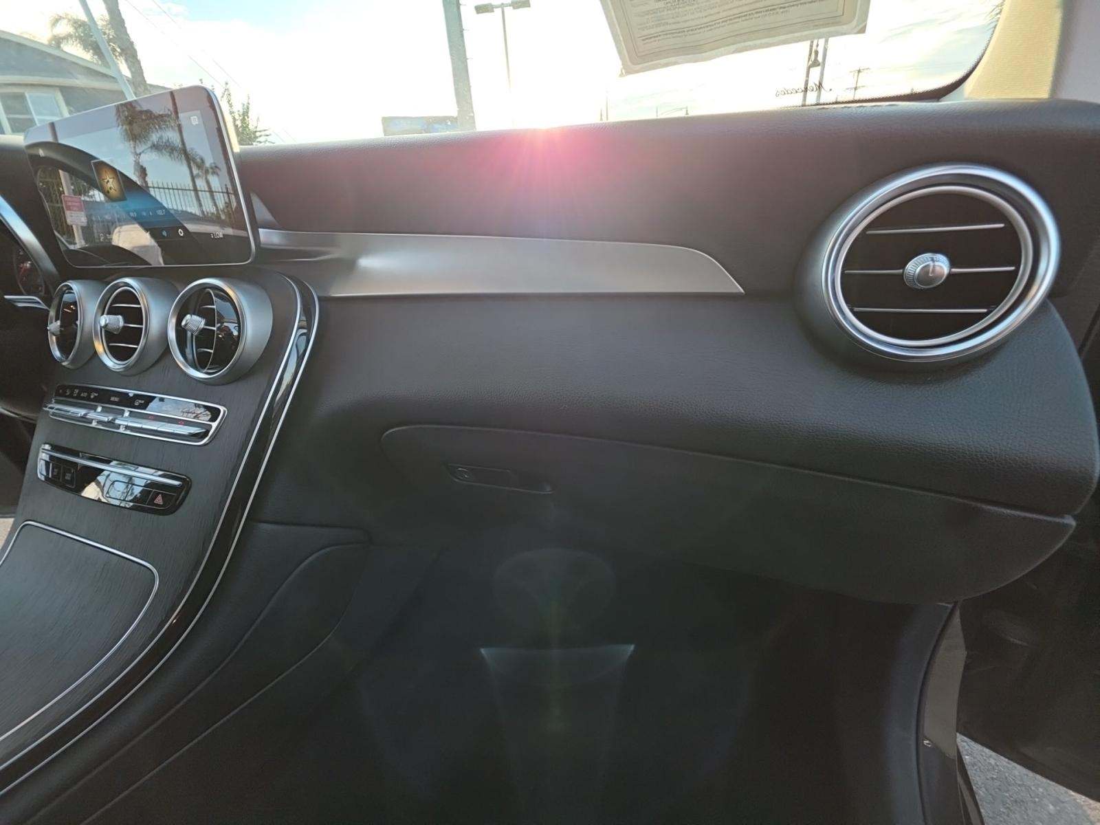 2022 Mercedes-Benz GLC GLC 300 RWD