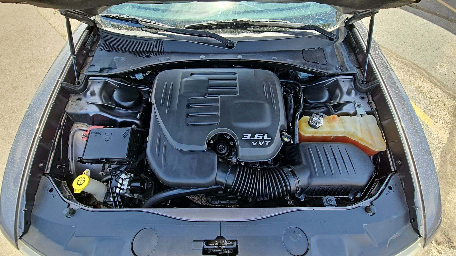 2014 Dodge Charger SE RWD