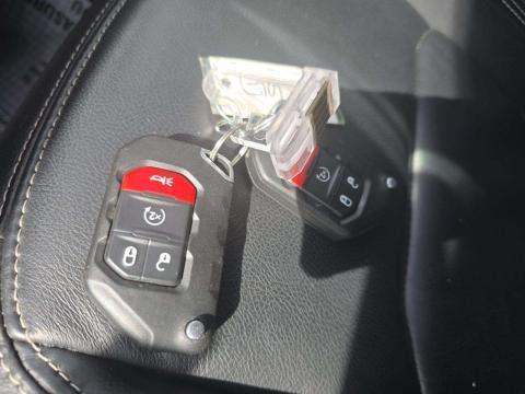 JEEP UNLIMITED 4XE SAHARA - 8