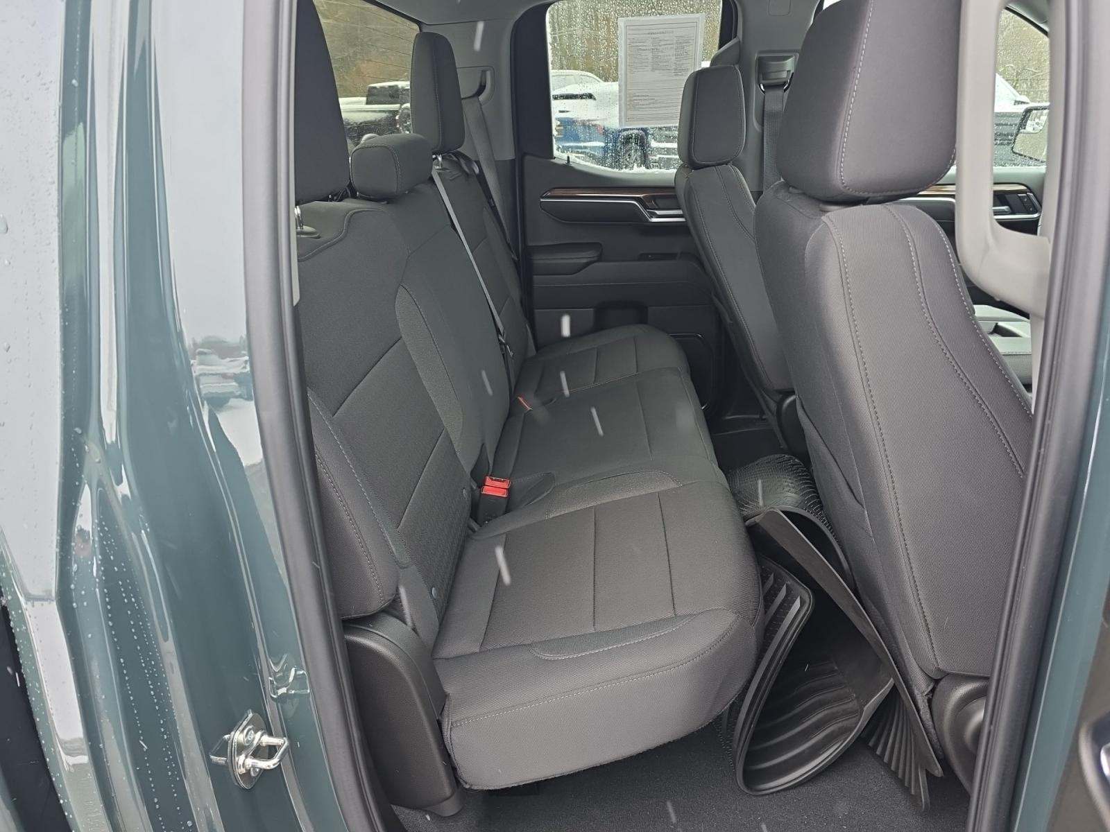 2025 Chevrolet Silverado 1500 LT AWD