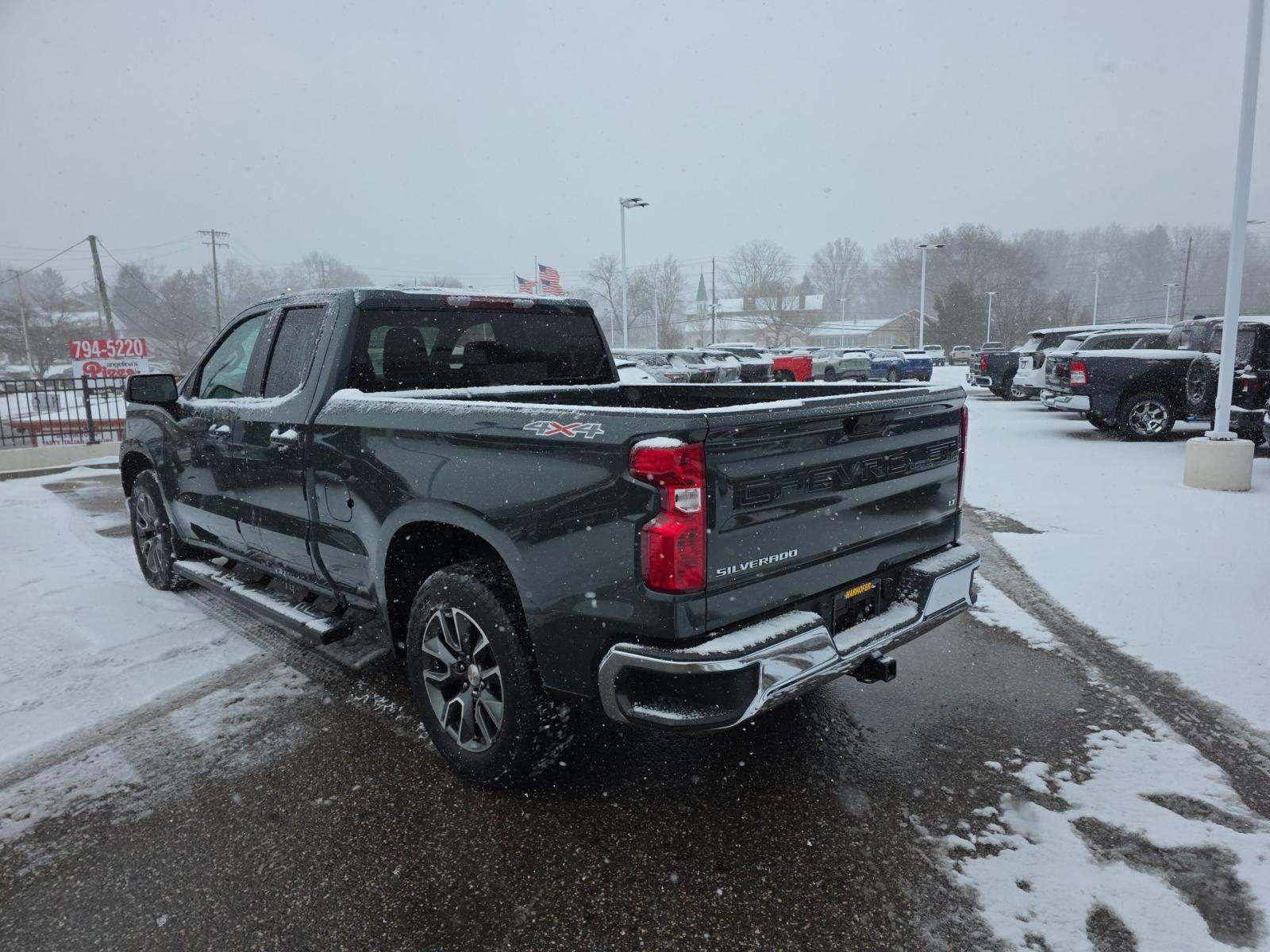 2025 Chevrolet Silverado 1500 LT AWD